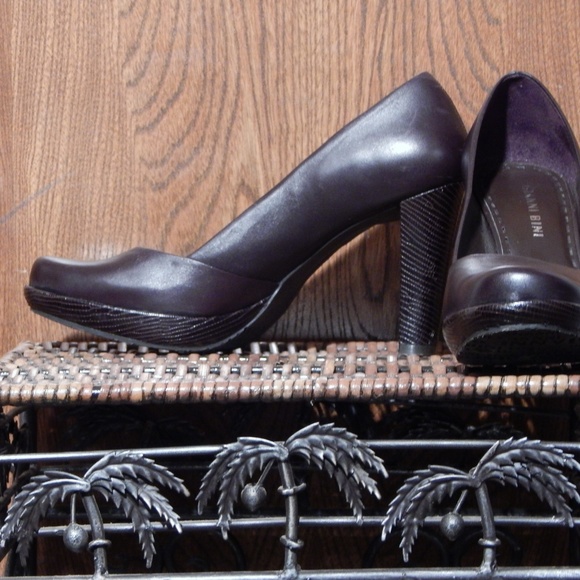 Gianni Bini rounded toe heeled shoe in Womens - Picture 6 of 6